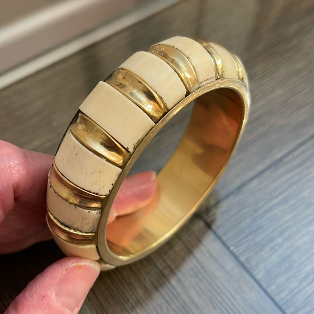 Vintage Horn or Bone Striped Ivory Bangle, Domed